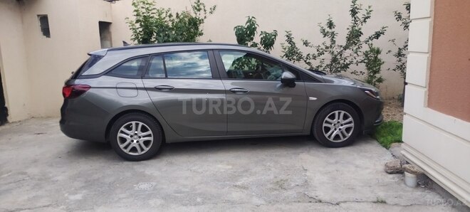 Opel Astra 2017, 246,000 km - 1.6 l - Bakı