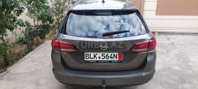 Opel Astra 2017, 246,000 km - 1.6 l - Bakı