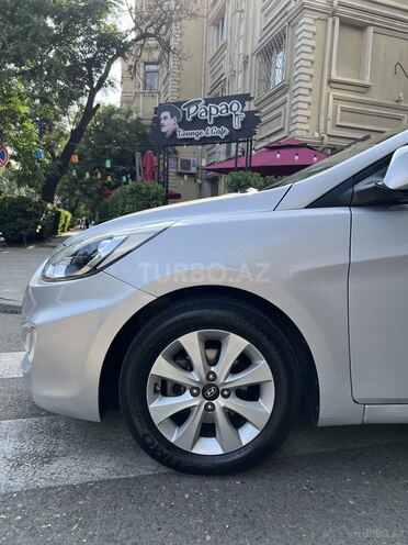 Hyundai Accent 2016, 190,000 km - 1.6 л - Bakı