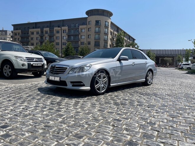 Mercedes E 250 2011, 176,900 km - 1.8 l - Bakı