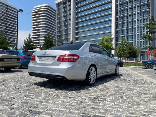 Mercedes E 250 2011, 176,900 km - 1.8 l - Bakı