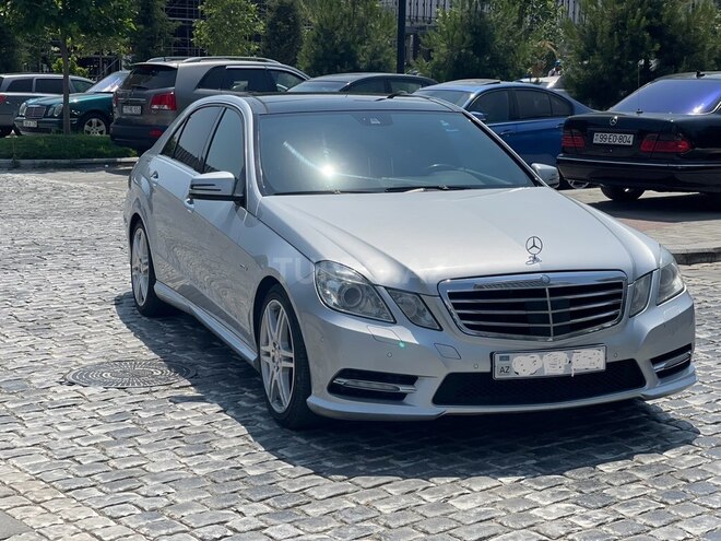 Mercedes E 250 2011, 176,900 km - 1.8 l - Bakı