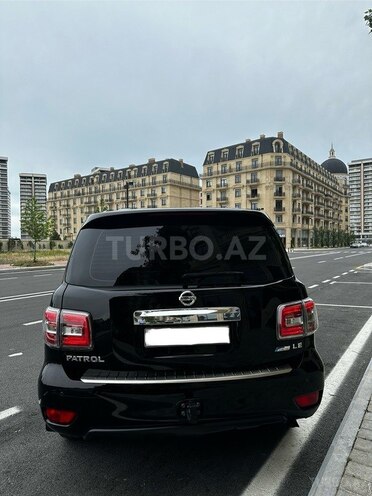 Nissan Patrol 2013, 170,000 km - 5.6 l - Bakı