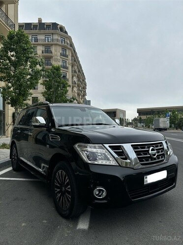 Nissan Patrol 2013, 170,000 km - 5.6 l - Bakı