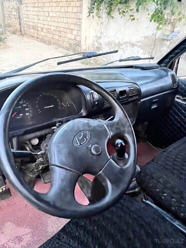 Hyundai H 100 1999, 270,000 km - 2.5 l - Bakı