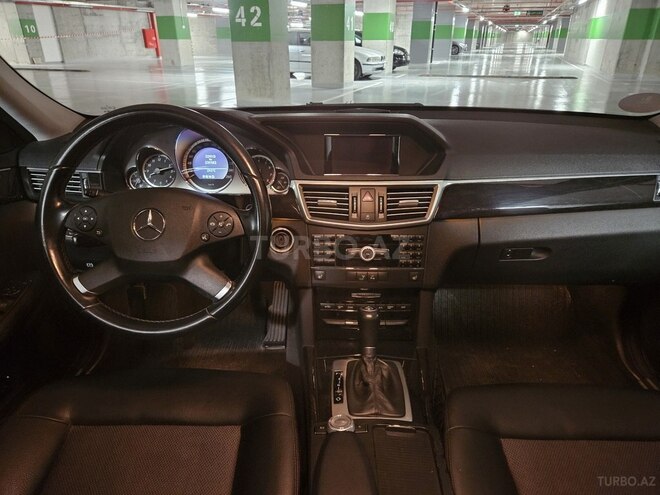 Mercedes E 200 2010, 230,000 km - 1.8 л - Bakı