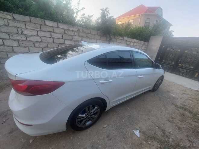 Hyundai Elantra 2018, 154,000 km - 2.0 l - Bakı