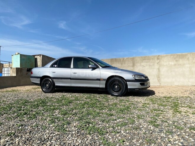 Opel Omega 1998, 350,000 km - 2.0 л - Sumqayıt