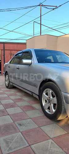 Mercedes E 240 1998, 180,000 km - 2.4 l - Sumqayıt