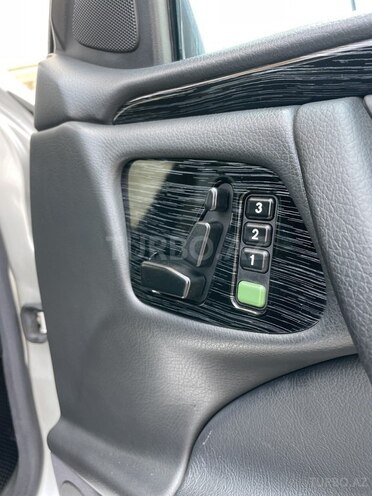 Mercedes E 320 2000, 279,606 km - 3.2 l - Bərdə