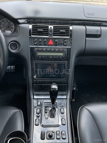 Mercedes E 320 2000, 279,606 km - 3.2 l - Bərdə