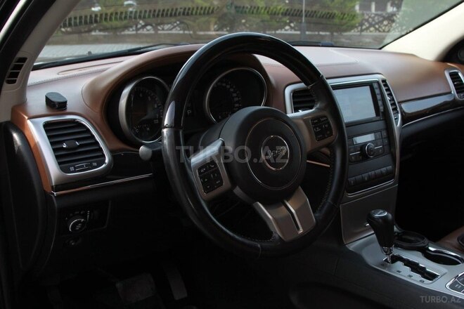 Jeep Grand Cherokee 2012, 157,000 km - 3.6 l - Quba