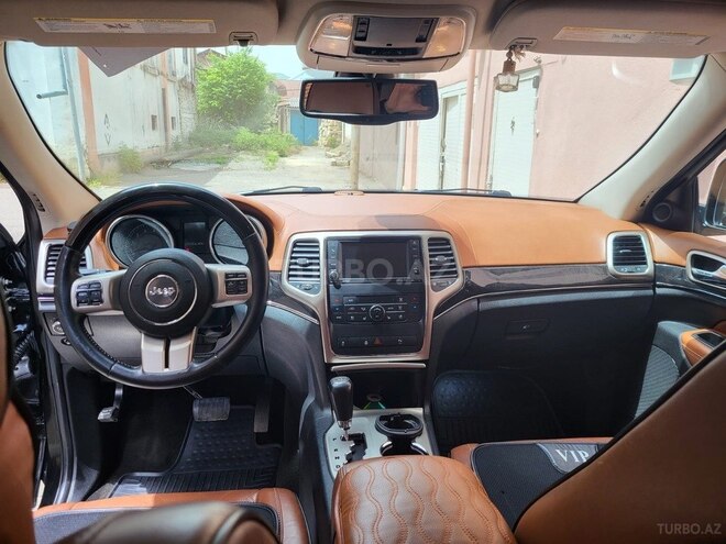 Jeep Grand Cherokee 2012, 157,000 km - 3.6 l - Quba
