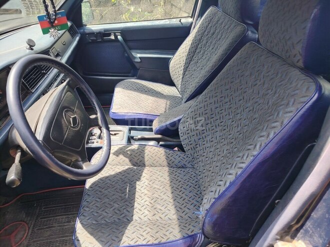 Mercedes 190 1993, 542,000 km - 2.0 л - Astara