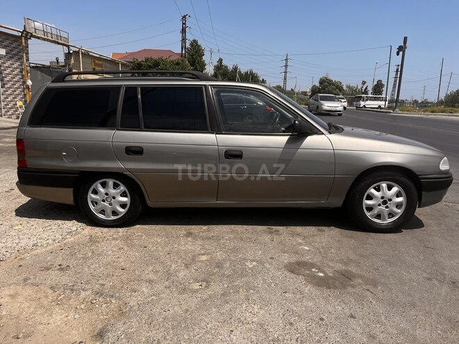 Opel Astra 1997, 255,000 km - 1.6 l - Bakı