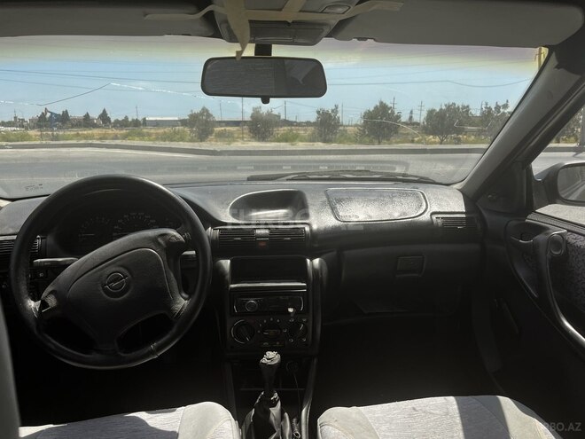 Opel Astra 1997, 255,000 km - 1.6 l - Bakı