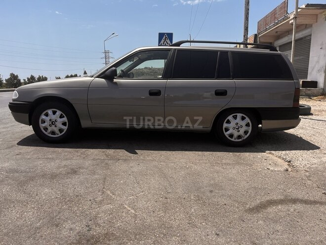 Opel Astra 1997, 255,000 km - 1.6 l - Bakı