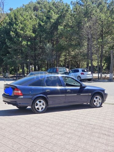 Opel Vectra 1998, 321,547 km - 1.8 l - Sumqayıt