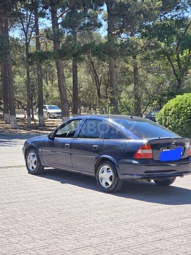 Opel Vectra 1998, 321,547 km - 1.8 l - Sumqayıt
