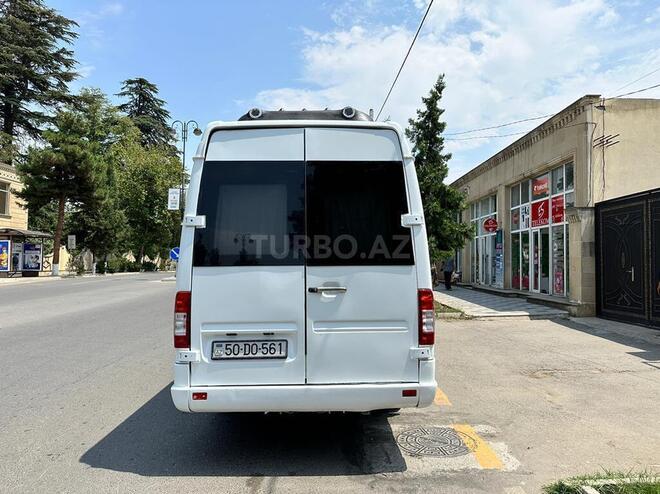 Mercedes Sprinter 313 2004, 532,142 km - 2.2 l - Qazax