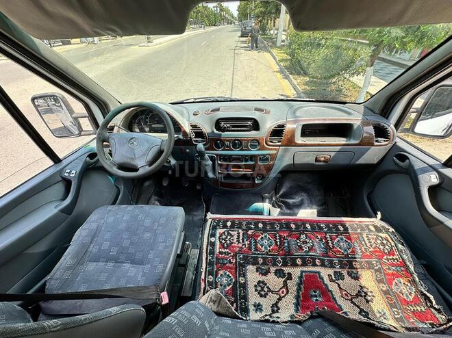 Mercedes Sprinter 313 2004, 532,142 km - 2.2 l - Qazax