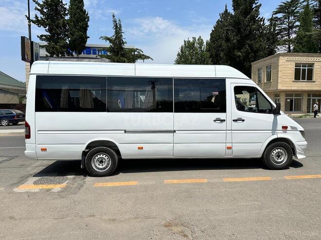 Mercedes Sprinter 313 2004, 532,142 km - 2.2 l - Qazax