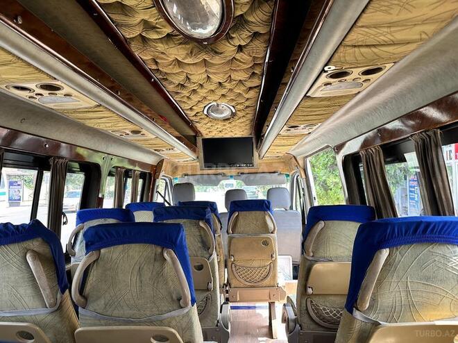 Mercedes Sprinter 313 2004, 532,142 km - 2.2 l - Qazax