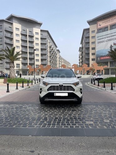 Toyota RAV4 2020, 44,000 km - 2.0 l - Bakı