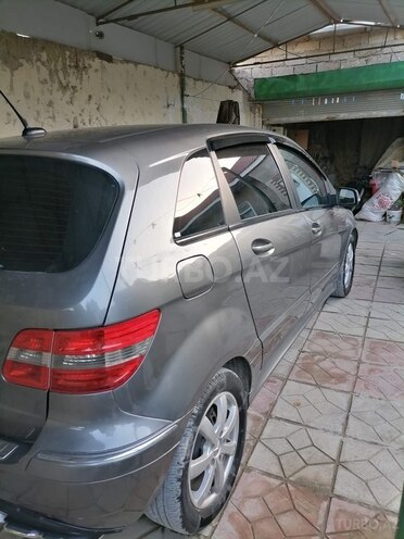 Mercedes B 170 2009, 217,000 km - 1.7 l - Bakı