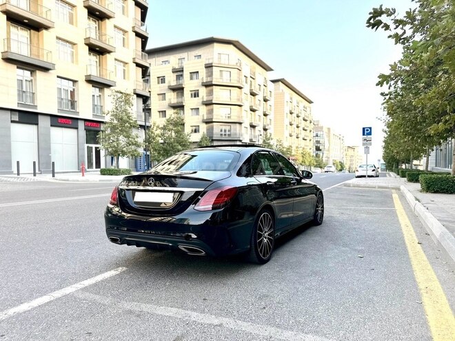 Mercedes C 300 2019, 63,700 km - 2.0 l - Bakı