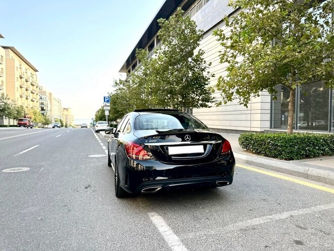 Mercedes C 300 2019, 63,700 km - 2.0 l - Bakı