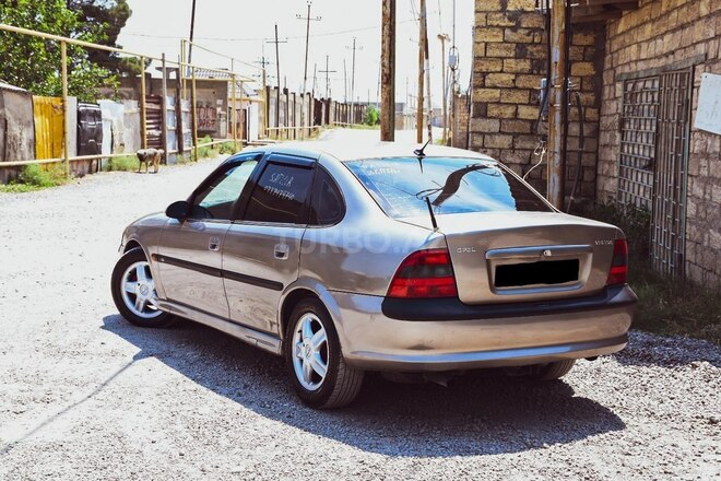 Opel Vectra 1996, 333,333 km - 1.8 l - Sumqayıt