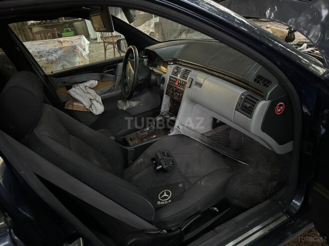 Mercedes C 350 1997, 25,000 km - 3.5 l - Bakı