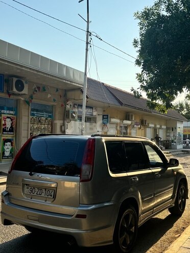 Nissan X-Trail 2006, 350,000 km - 2.0 l - Şirvan