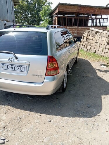 Toyota Corolla 2006, 258,000 km - 1.4 l - Bakı