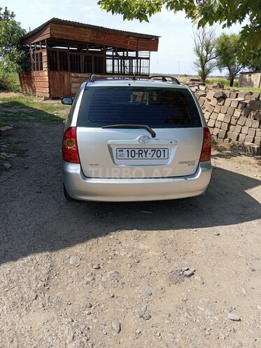 Toyota Corolla 2006, 258,000 km - 1.4 l - Bakı
