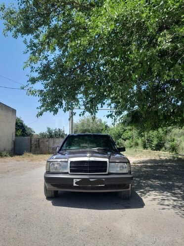 Mercedes 190 1990, 285,876 km - 1.8 l - Sabirabad