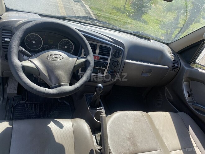 Hyundai H 100 2011, 202,653 km - 2.5 l - Bakı