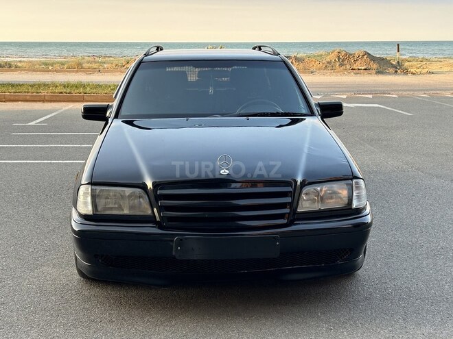Mercedes C 220 1999, 395,000 km - 2.2 l - Sumqayıt