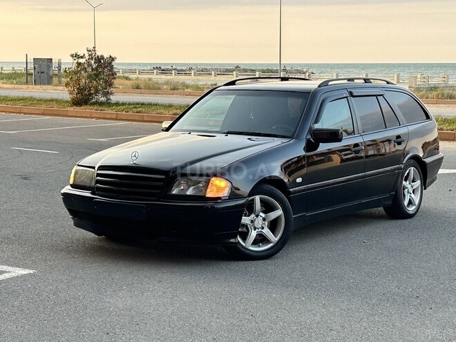Mercedes C 220 1999, 395,000 km - 2.2 l - Sumqayıt