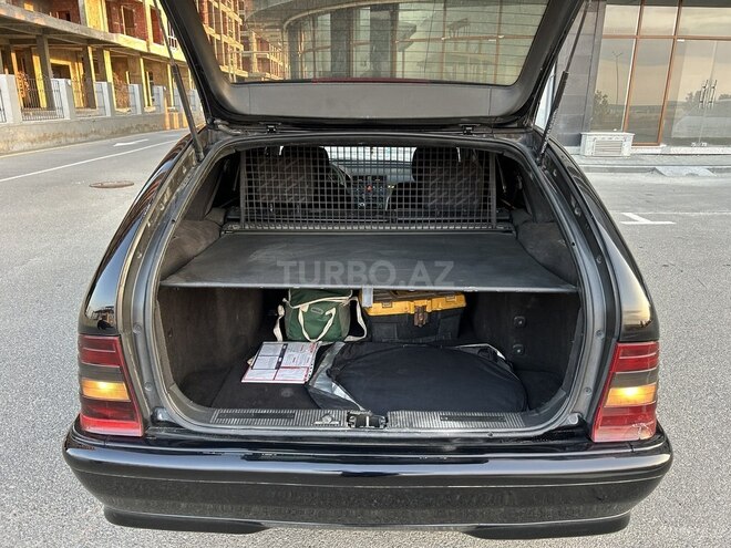 Mercedes C 220 1999, 395,000 km - 2.2 l - Sumqayıt