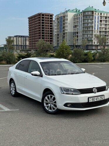 Volkswagen Jetta 2013, 223,240 km - 2.0 л - Sumqayıt