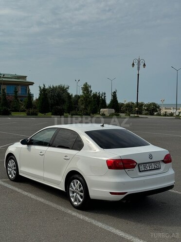 Volkswagen Jetta 2013, 223,240 km - 2.0 л - Sumqayıt