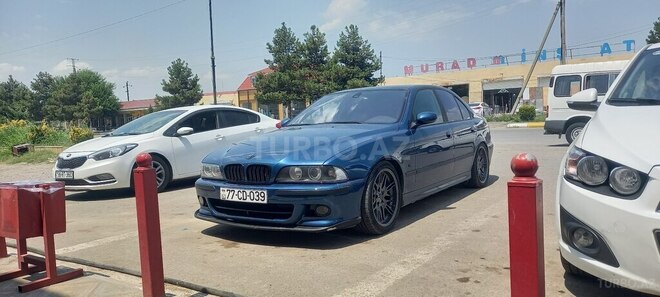 BMW 525 2001, 204,000 km - 2.5 л - Beyləqan