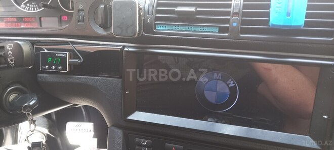 BMW 525 2001, 204,000 km - 2.5 л - Beyləqan