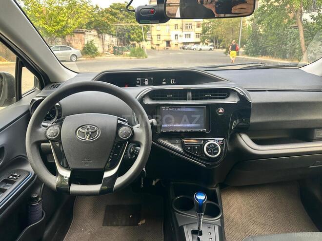 Toyota Prius C 2017, 65,000 km - 1.5 l - Bakı