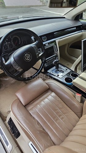 Volkswagen  2011, 207,000 km - 6.0 л - Bakı