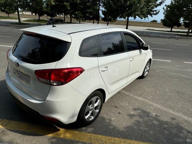 Kia Carens 2015, 218,000 km - 1.7 л - Bakı