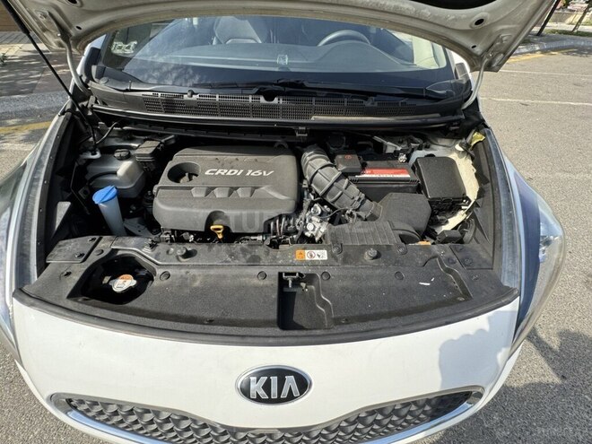 Kia Carens 2015, 218,000 km - 1.7 л - Bakı