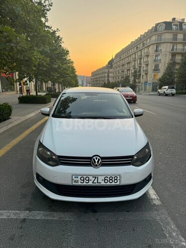 Volkswagen Polo 2012, 300,000 km - 1.6 l - Bakı